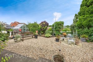 Photo 16- click for photo gallery